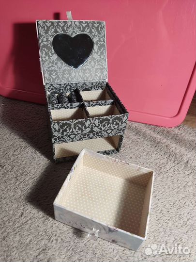 Шкатулка для украшений