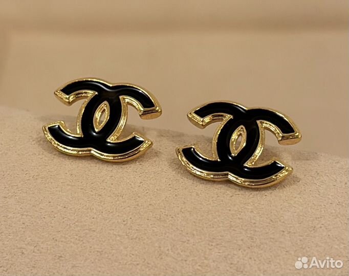 Chanel серьги пусеты