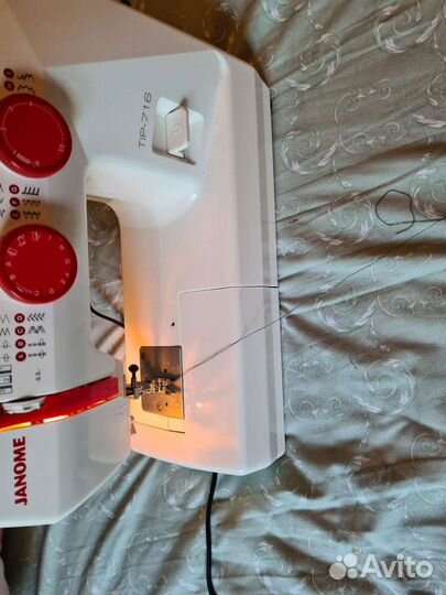 Швейная машина Janome TIP-716