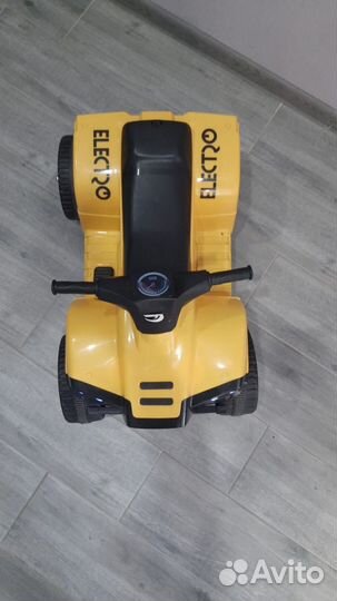 Детский электро квадроцикл бу