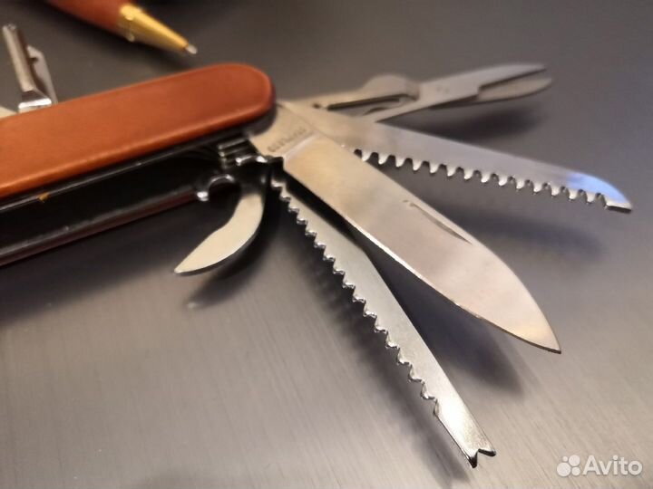 Подарочный набор мужской : нож ручка визитница