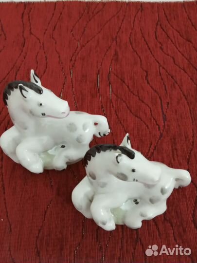 Статуэтка фарфор