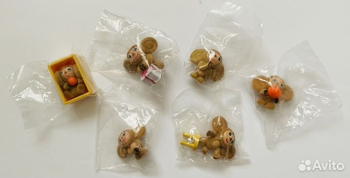 Киндеры Гена и Чебурашка