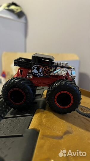 Хот вилс монстр трак