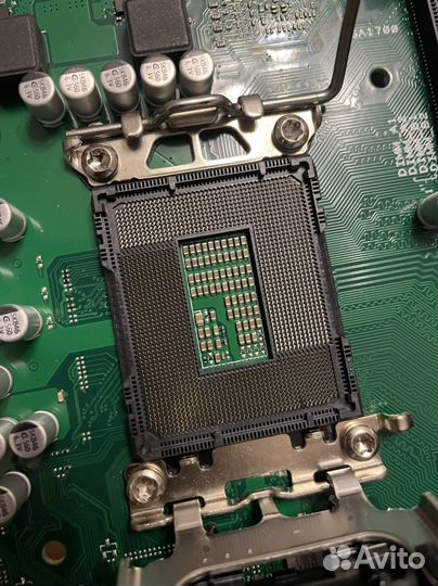 Asus PRO Q670M-C-CSM