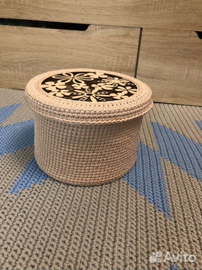 Корзина вязаная