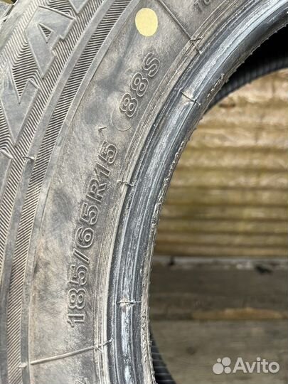 Bridgestone Blizzak Revo GZ 185/65 R15 88V