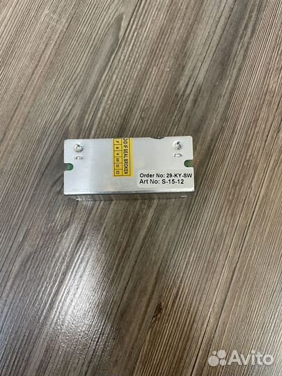 Блок питания для светодиодной ленты 12V 1A