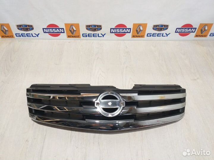 Решетка радиатора Nissan almera G15