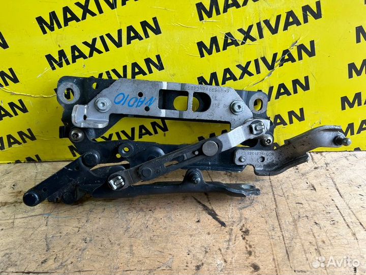 Петля капота передняя Bmw 5-Series F11 2.0 N47N