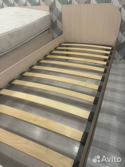 Кровать 1,5 спальная