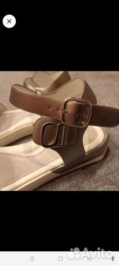Босоножки для девочки