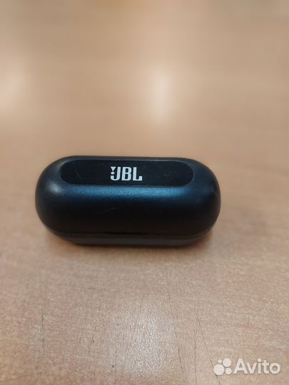 Кейс Чехол для Беспроводных наушников jbl t100tws