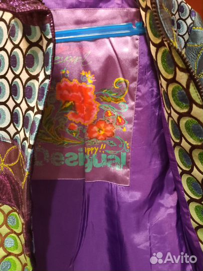 Дизайнерское пальто на девочек от 10-14 лет