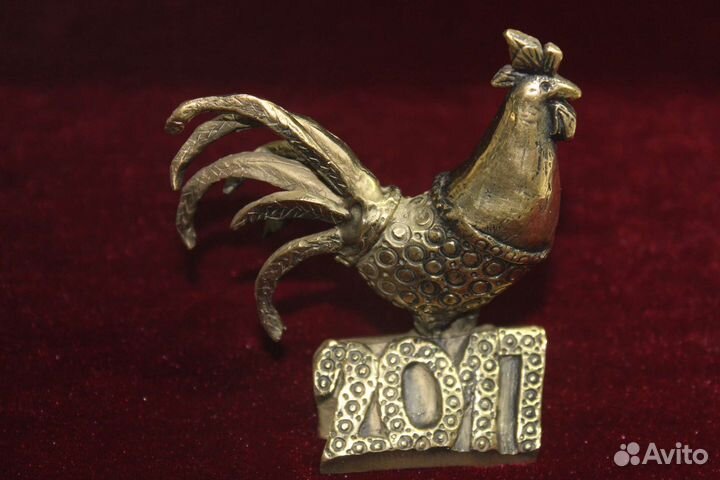 Бронзовая бронза фигурка статуэтка