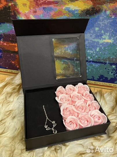 Подарок девушке