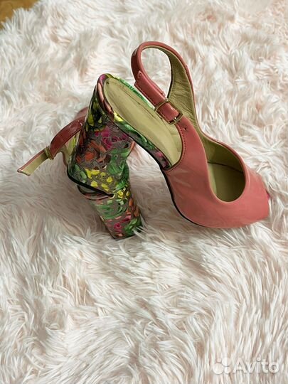 Босоножки женские 38 размер