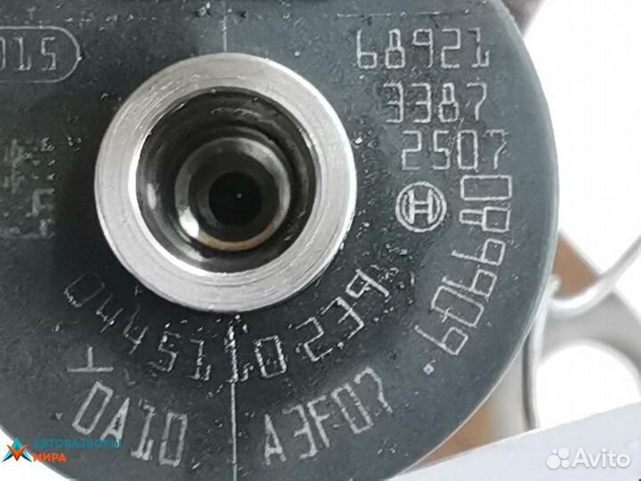 Форсунка Ford Focus 2 2006 1477146