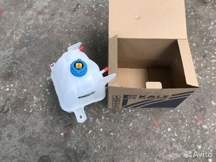 Расширительный бачок Пежо Боксер 3 (новый) kale
