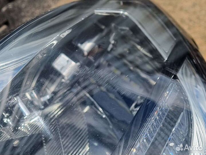 Фара левая Volkswagen Polo 6