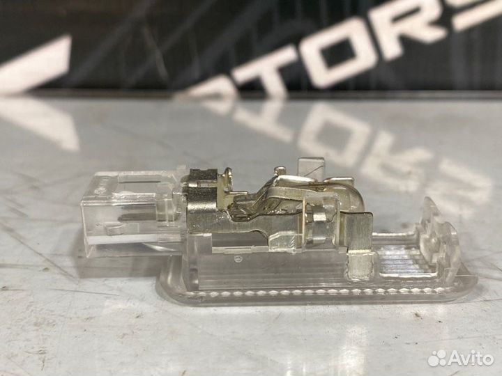 Плафон салона Audi A4 B6 ASN 2004