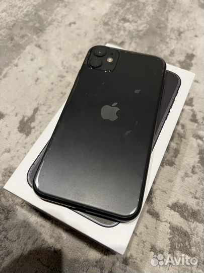 iPhone 11, 64 ГБ