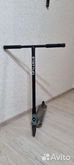 Трюковой самокат Statum