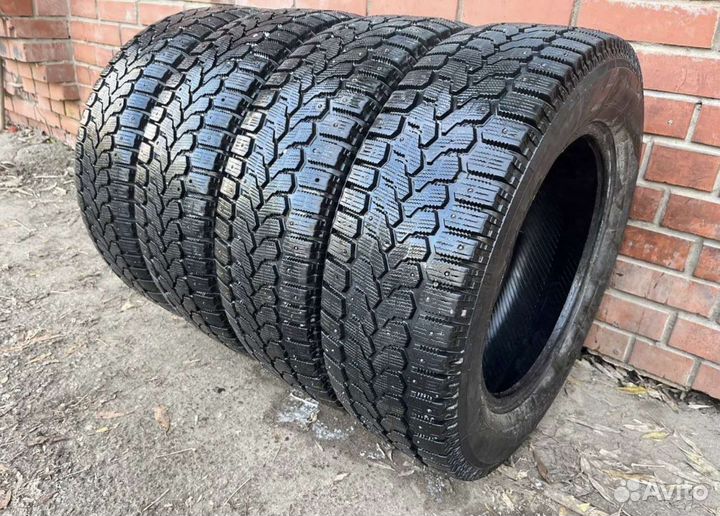 Yokohama Ice Guard F700Z 225/65 R17