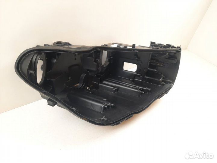 Корпус фары правый Bmw X3/X4 G01/G02 2017-2021