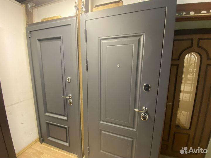 Входная стальная дверь