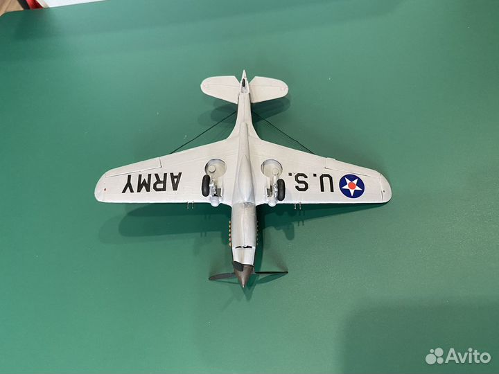 Самолет P-40B Томагавк