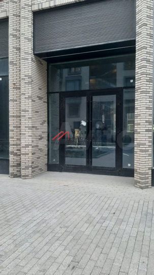 Продам торговое помещение, 478 м²