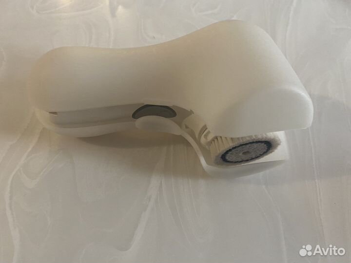 Щетка для умывания лица Clarisonic mia 2