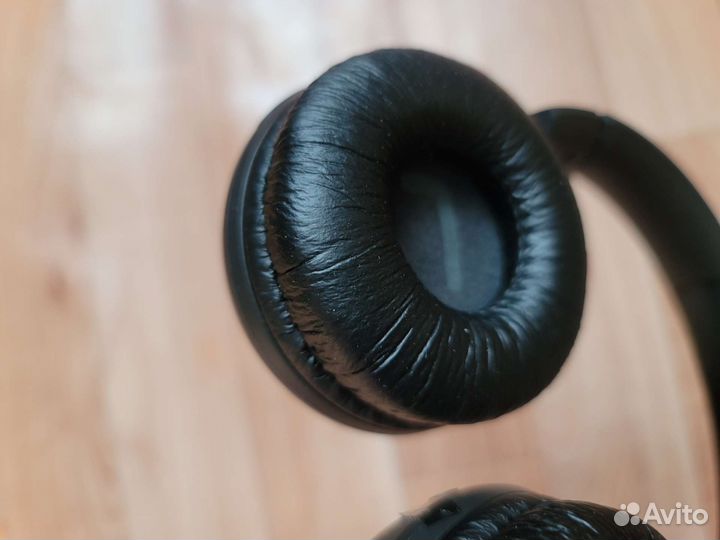 JBL 560bt отл сост