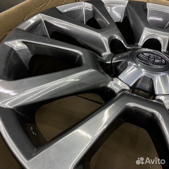 Диски новые 18 дюймов 6/139,7