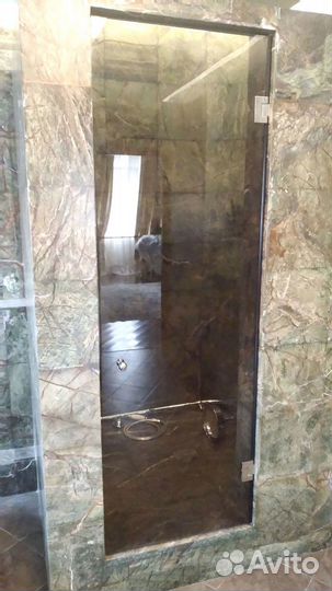 Стеклянная дверь на заказ от 3 дней