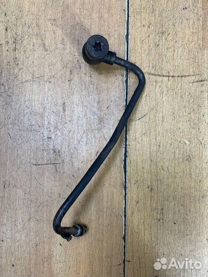 Трубка подачи масла на турбину Opel Meriva B