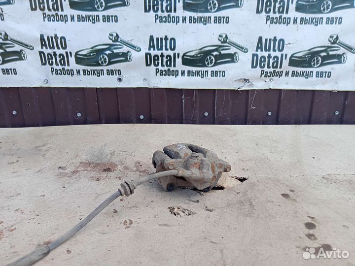 Суппорт передний правый opel Corsa d