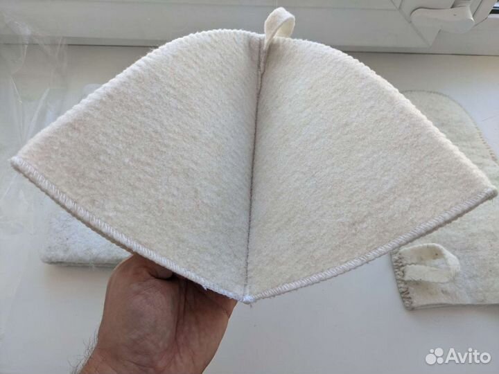 Новый комплект. Банная шапка, подстилка и варежка