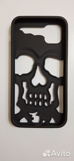 Чехол на iPhone 11