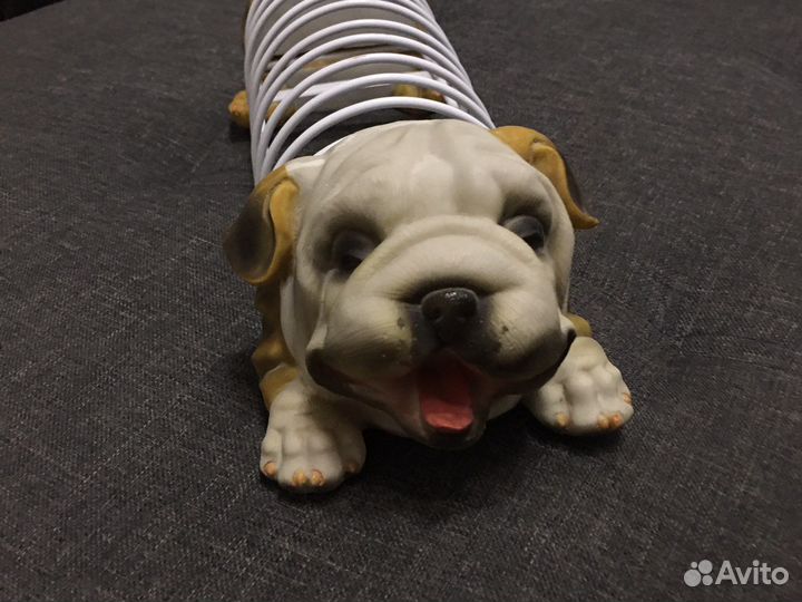 Подставка/держатель в виде собачки