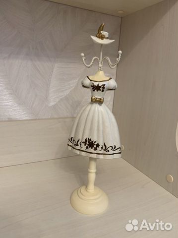 Подставка (держатель) для украшений