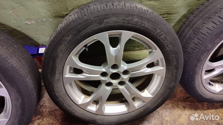 Yokohama 225/55/r18 + диски Mitsubishi