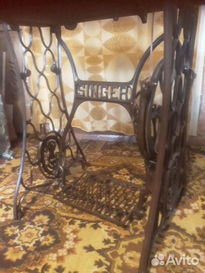 Подстолье чугунное 