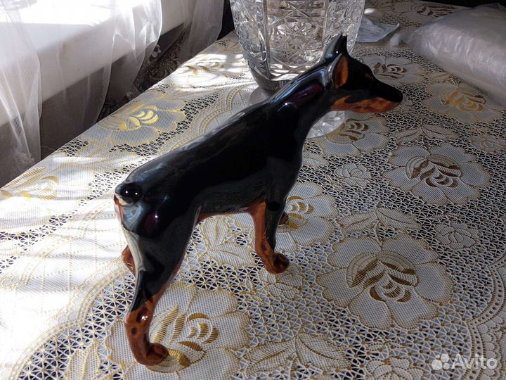 Фарфоровая статуэтка, фигурка, собака