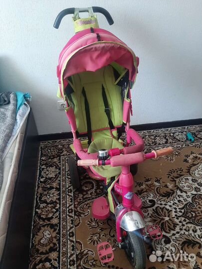 Трехколесный велосипед с родительской ручкой