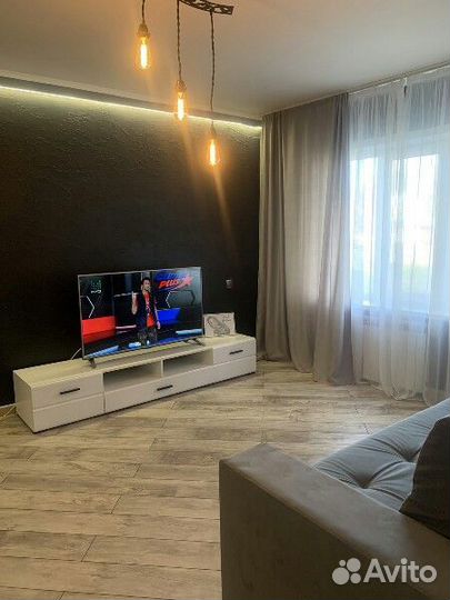 Ламинат, линолеум кафель итд