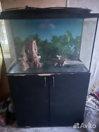 Аквариум с тумбой