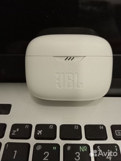 Беспроводные наушники JBL Tune 230NC TWS