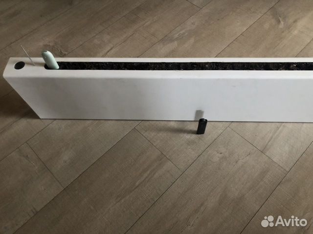 Longrow узкое высокое кашпо с автополивом 1м